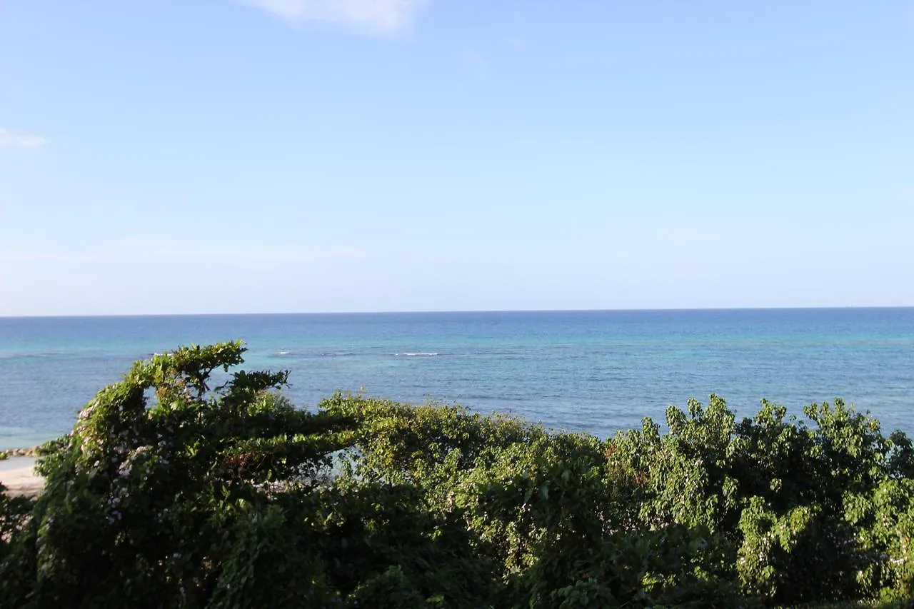 מלון דירות מונטגו ביי Seacastles By The Beach/Pool